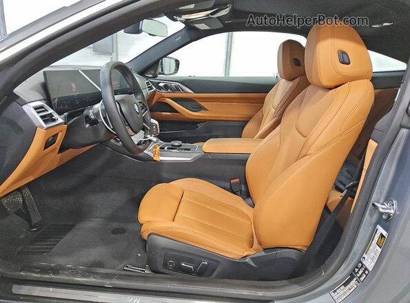 WBA63DA00TCV75027 2026 BMW 4 SERIES Gray წინა სალონის ხედი