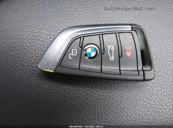 WBA73AK01N7L23610 2022 BMW 2 SERIES Black Widok deski rozdzielczej