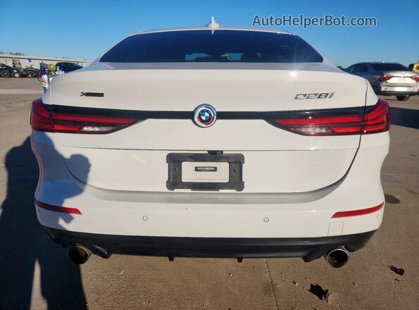 WBA73AK08L7F89710 2020 BMW 2 SERIES White Vista trasera