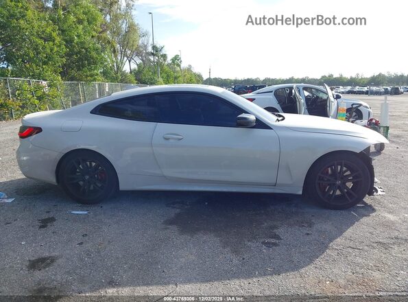 WBA73AP0XNCK00405 2022 BMW 4 SERIES Белый Панорамный вид салона 360°