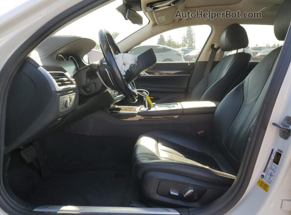 WBA7E2C54KB454310 2019 BMW 7 SERIES Белый Вид салона спереди