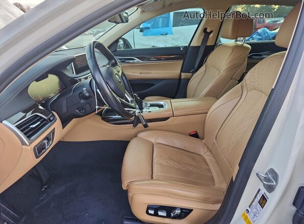 WBA7T2C09MCF96355 2021 BMW 7 SERIES White Սալոնի դիմացի տեսք