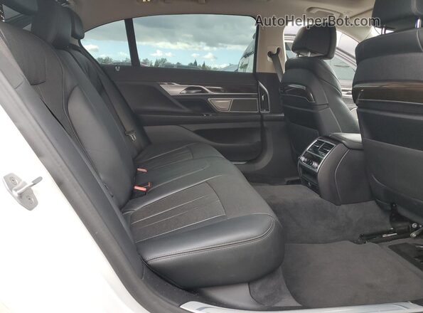 WBA7T2C09NCG91161 2022 BMW 7 SERIES White Widok tylnych siedzeń