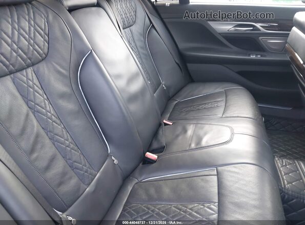 WBA7U2C09LGJ59330 2020 BMW 7 SERIES White Widok naklejki z numerem VIN