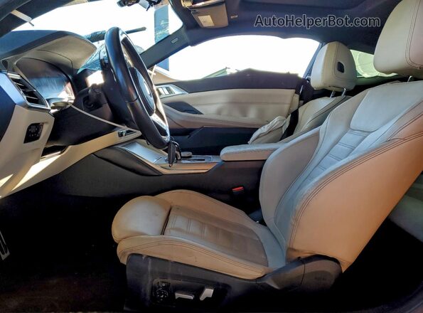 WBA83AP08NCK03503 2022 BMW M4 White Front interior view