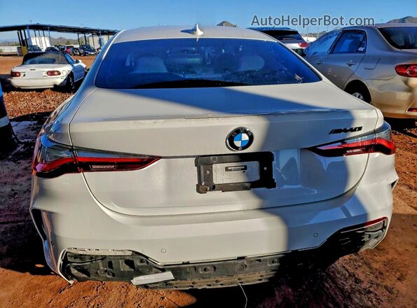WBA83AP08NCK03503 2022 BMW M4 White Rear view