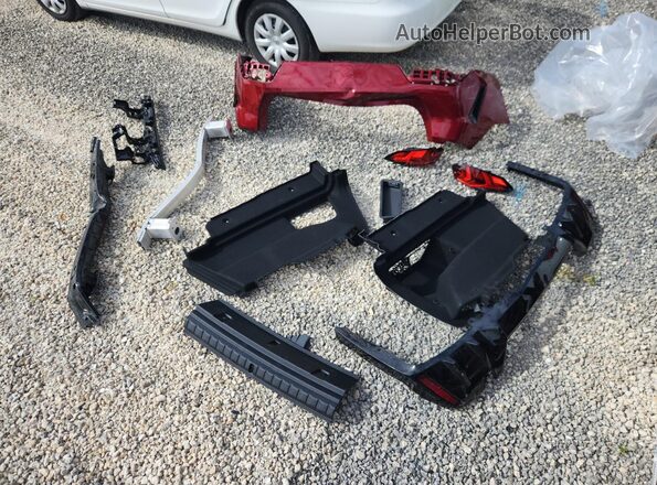 WBA83GG00T7T04057 2026 BMW 2 SERIES Red Շարժիչի բաժամունքի տեսք
