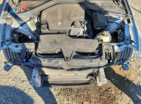 WBA8A9C52JAD28057 2018 BMW 3 SERIES Silver Вид задньої частини салону