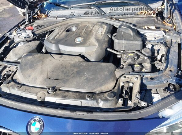 WBA8D9C5XJEM32793 2018 BMW 3 SERIES Blue უკანა ხედი