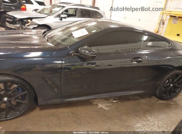 WBABC4C09NCH29316 2022 BMW M8 Blue 360 interior view