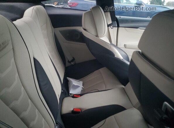WBABC4C53KBU96821 2019 BMW M8 Gray უკანა სავარძლების ხედი