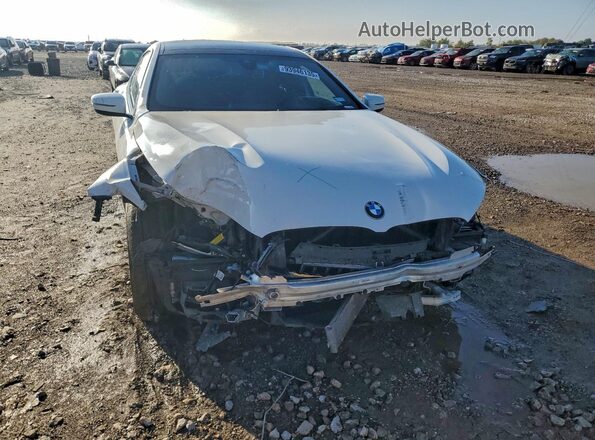 WBAGV2C08NCH98082 2022 BMW 8 SERIES White Widok z przodu