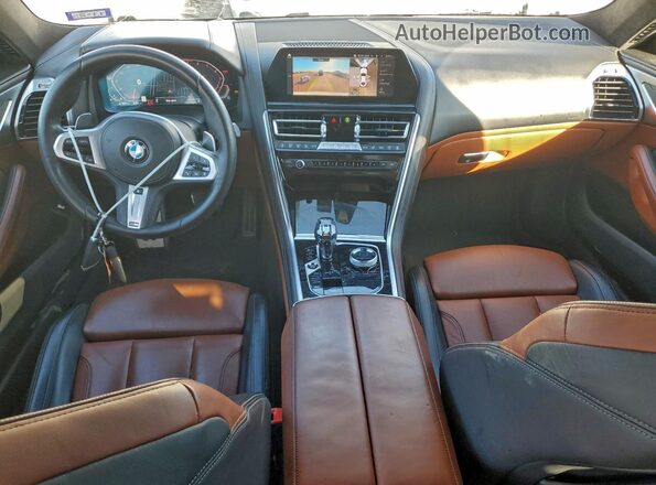 WBAGV2C08NCH98082 2022 BMW 8 SERIES White Widok deski rozdzielczej