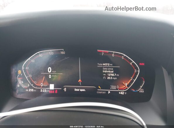 WBAGV4C08LCE03097 2020 BMW 8 SERIES Белый Вид задних сидений