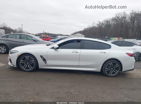 WBAGV4C08LCE03097 2020 BMW 8 SERIES Белый Панорамный вид салона 360°