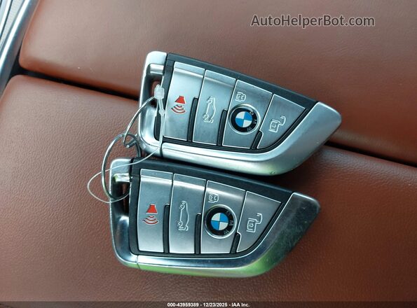WBAGV4C09MCE95094 2021 BMW 8 SERIES Black წინა პანელის ხედი