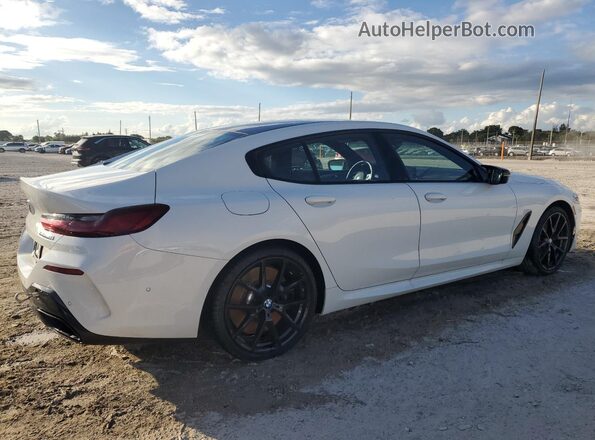 WBAGV8C00PCL59929 2023 BMW M8 White Trasero derecho