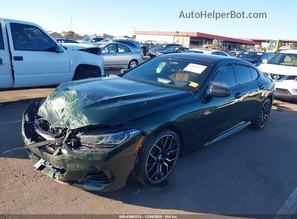 WBAGV8C07PCL70409 2023 BMW M8 Green წინა მარცხენა ხედი სამი მეოთხედიდან
