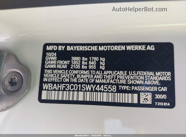 WBAHF3C01SWY44558 2025 BMW Z4 White Вид підкапотного простору