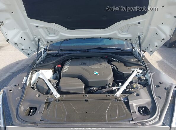 WBAHF3C01SWY44558 2025 BMW Z4 White Вид ззаду