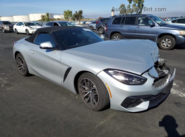 WBAHF3C04NWX41428 2022 BMW Z4 Silver Delantero derecho