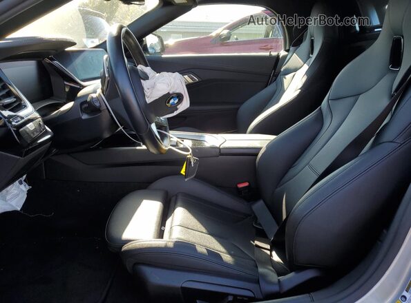 WBAHF3C04NWX41428 2022 BMW Z4 Silver Vista interior delantera