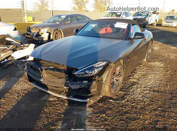 WBAHF9C01NWX95899 2022 BMW Z4 Gray წინა მარცხენა ხედი სამი მეოთხედიდან