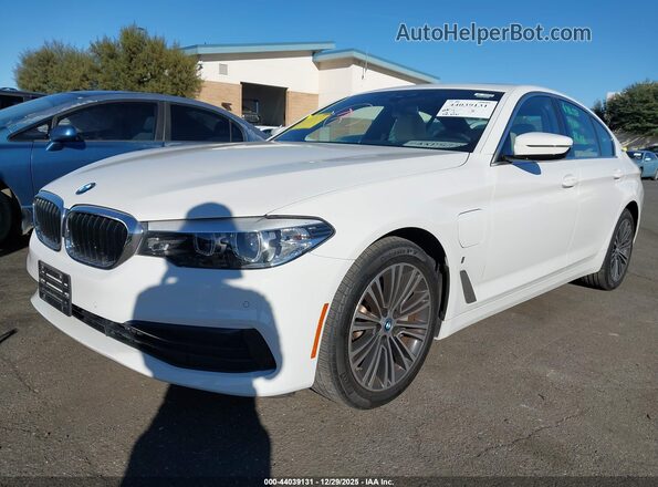 WBAJA9C58KB388709 2019 BMW 5 SERIES White Przód lewy
