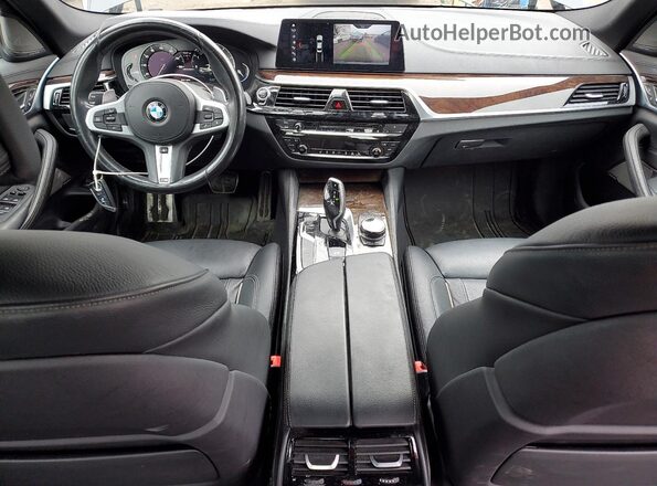 WBAJB9C58JB035401 2018 BMW M5 Charcoal Vista del salpicadero
