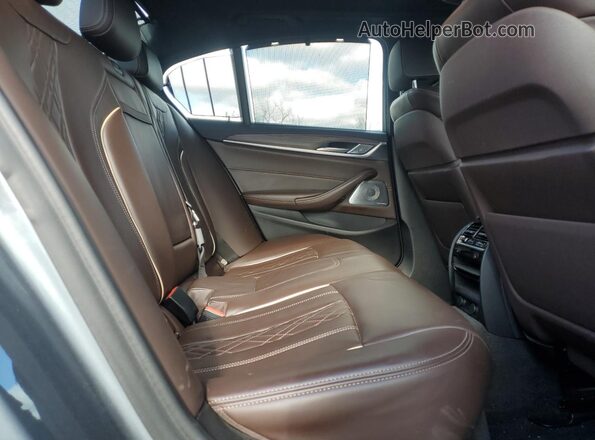 WBAJB9C58KB464877 2019 BMW M5 Silver Հետևի նստատեղերի տեսք