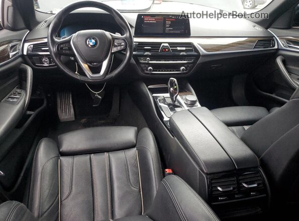 WBAJR3C04LCD06676 2020 BMW 5 SERIES Black Առջևի վահանակի տեսք