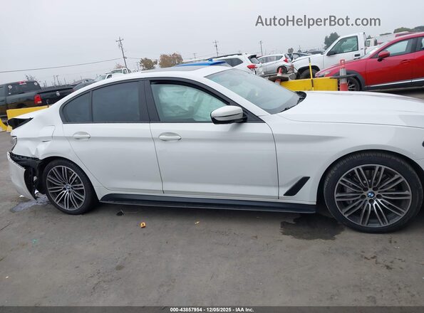 WBAJR3C05LWW67832 2020 BMW 5 SERIES White Widok wnętrza z tyłu
