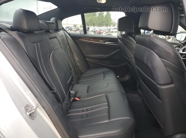 WBAJR3C08LWW80977 2020 BMW 5 SERIES Silver Rear seats view