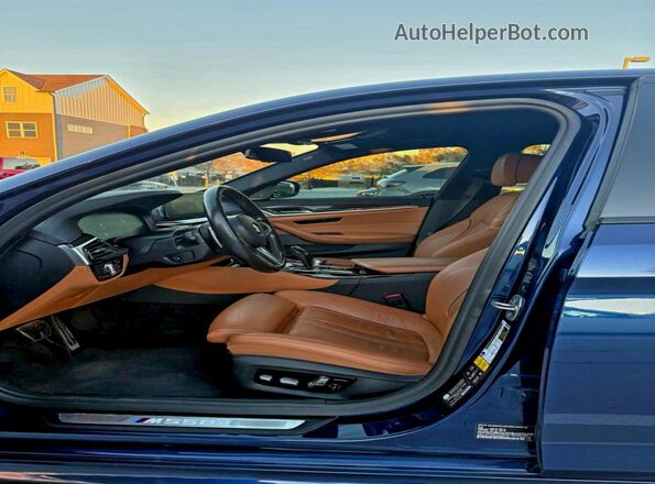 WBAJS7C00LBN96137 2020 BMW M5 Blue ხელსაწყოთა პანელის ხედი