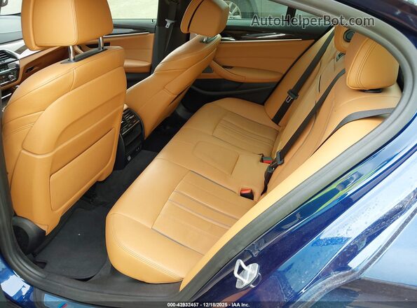 WBAJS7C06LCD00373 2020 BMW 5 SERIES Blue VIN კოდის სტიკერის ხედი
