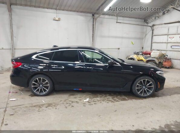 WBAJV6C54JBK07509 2018 BMW 6 SERIES Black Vista interior trasera