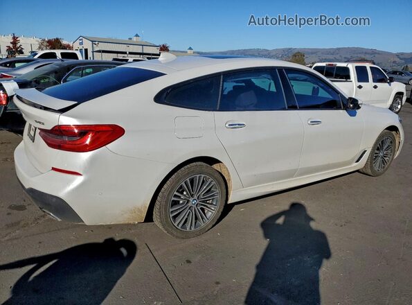 WBAJV6C55JBK07664 2018 BMW 6 SERIES White Tył prawy