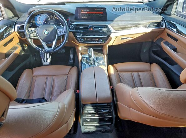 WBAJV6C55JBK07664 2018 BMW 6 SERIES White Widok deski rozdzielczej