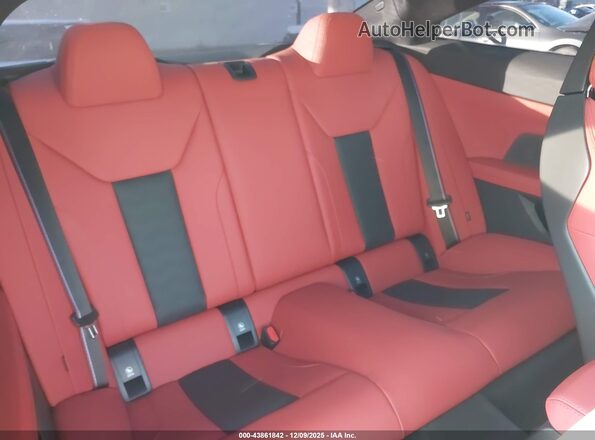 WBS13HK09SCS84035 2025 BMW M4 Gray Widok naklejki z numerem VIN