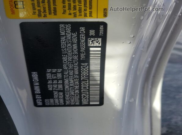 WBS2U7C02L7F86824 2020 BMW M2 White Vista del compartimento del motor