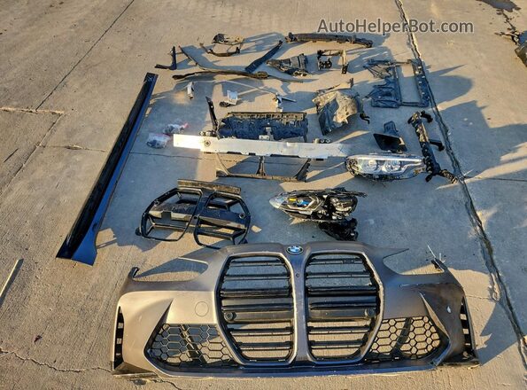 WBS33AY06MFL12818 2021 BMW M3 Gray Engine compartment view