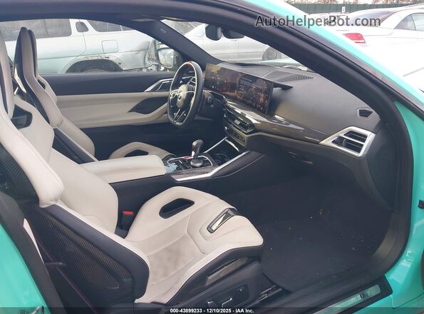 WBS33HK06SCS09205 2025 BMW M4 Green Widok wnętrza z przodu