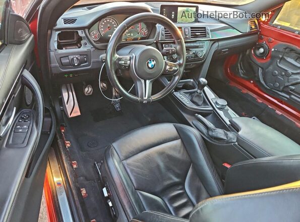 WBS3R9C33HA014437 2017 BMW M4 Оранжевый Вид панели приборов