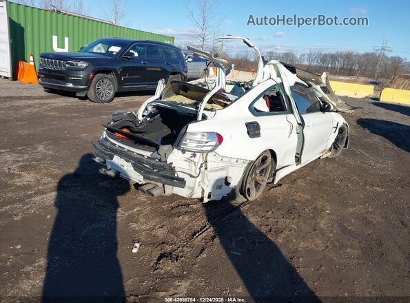 WBS3R9C34HA014091 2017 BMW M4 White Tył prawy