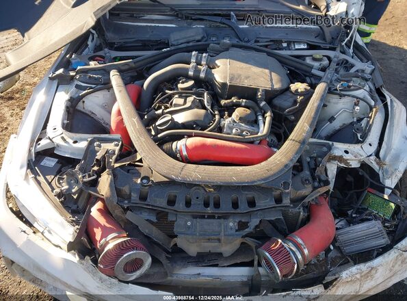 WBS3R9C34HA014091 2017 BMW M4 White Widok z tyłu