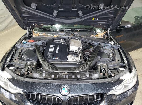 WBS3R9C3XHA014032 2017 BMW M4 Black Вид задньої частини салону