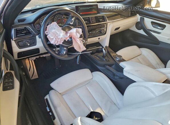 WBS4Z9C51JED22987 2018 BMW M4 White Առջևի վահանակի տեսք