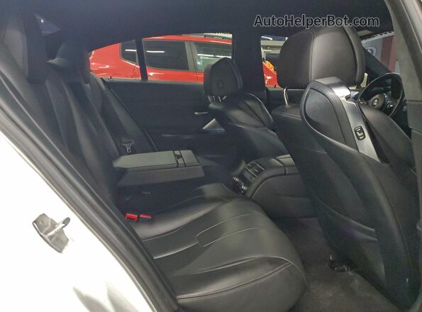 WBS6E9C56GG437177 2016 BMW M6 White Հետևի նստատեղերի տեսք