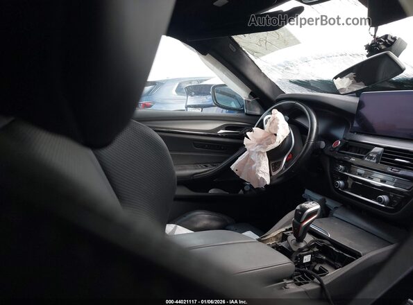 WBS83CH02MCF93537 2021 BMW M5 Gray Vista interior delantera
