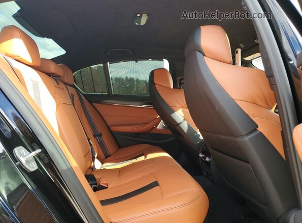 WBS83CH06MCF95078 2021 BMW M5 Black Rear seats view